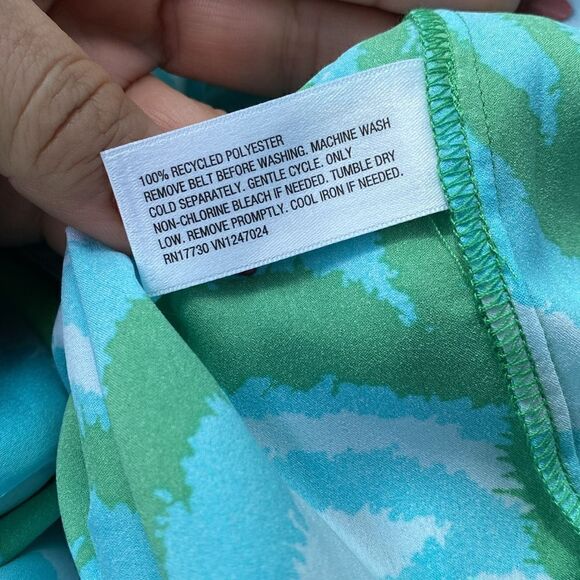 DVF for Target Women's Long Satin Disco Zebra Green
Robe - Picture 10 of 10